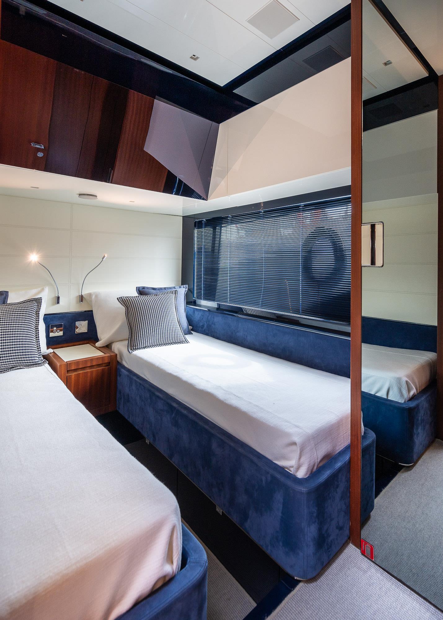 2019 RIVA 66' RIBELLE 